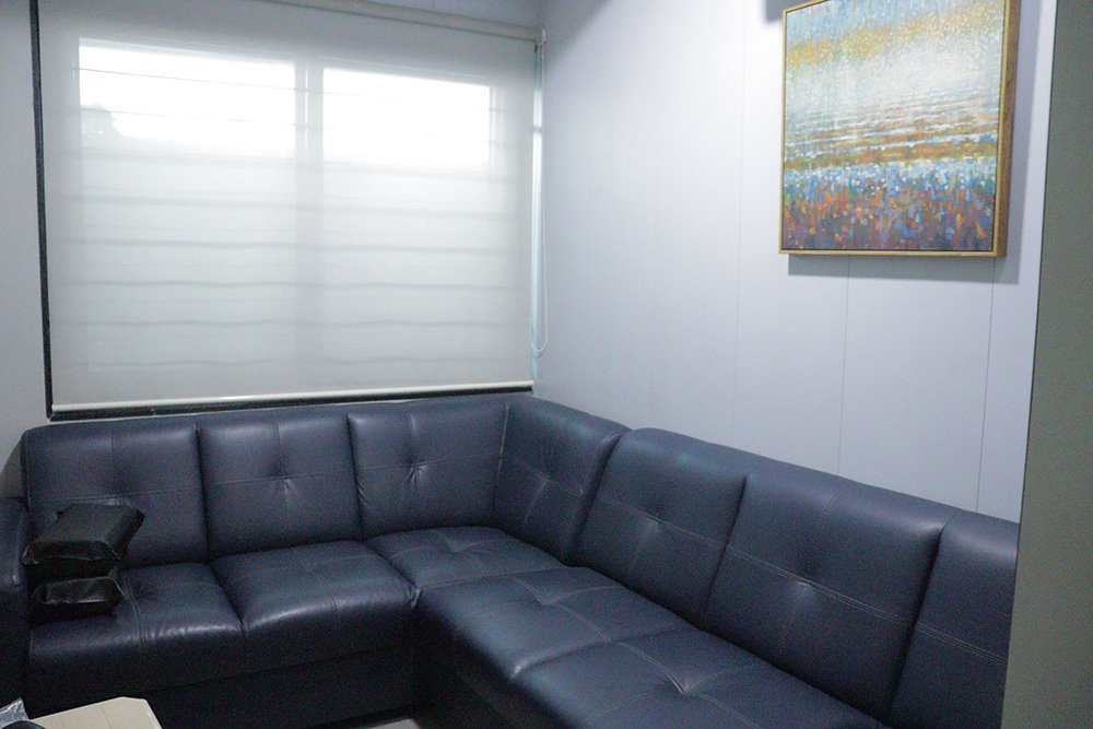 patient waiting area at hairfree and hairgrow hyderabad clinic