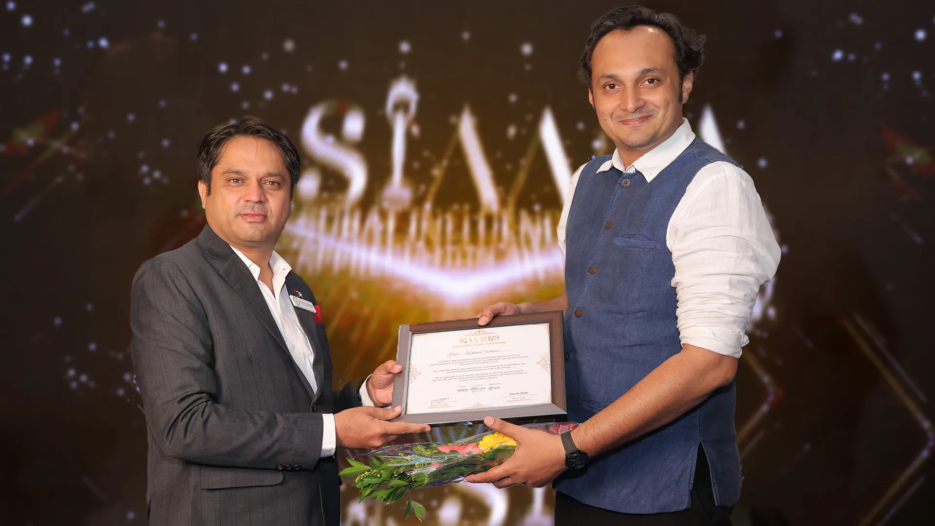 Hairfree Hairgrow representative honored with an industry excellence certificate