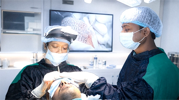 Stem Cell FUE hair transplant technique at HairFree & HairGrow